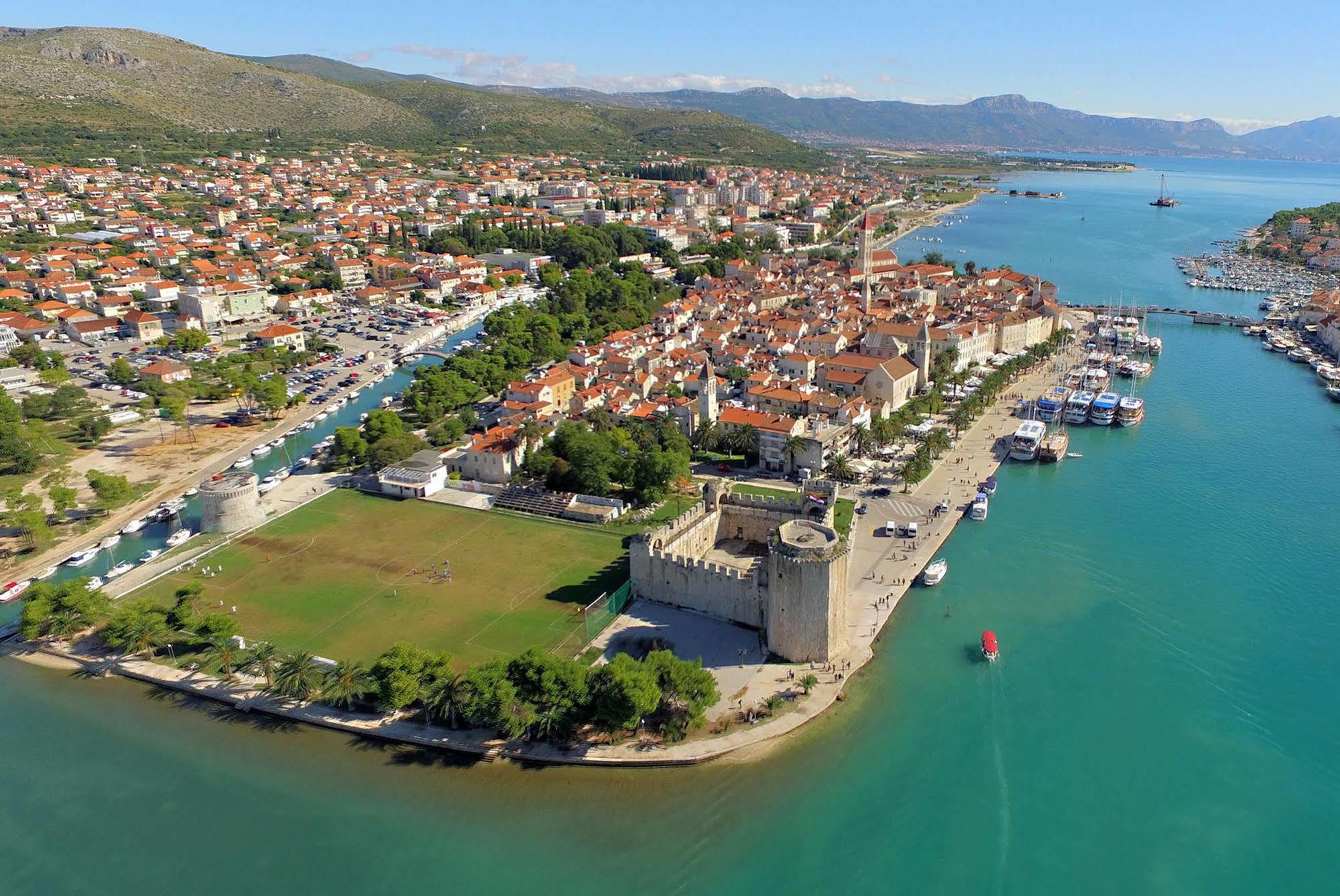 Villa Ivanka Trogir Bagian luar foto